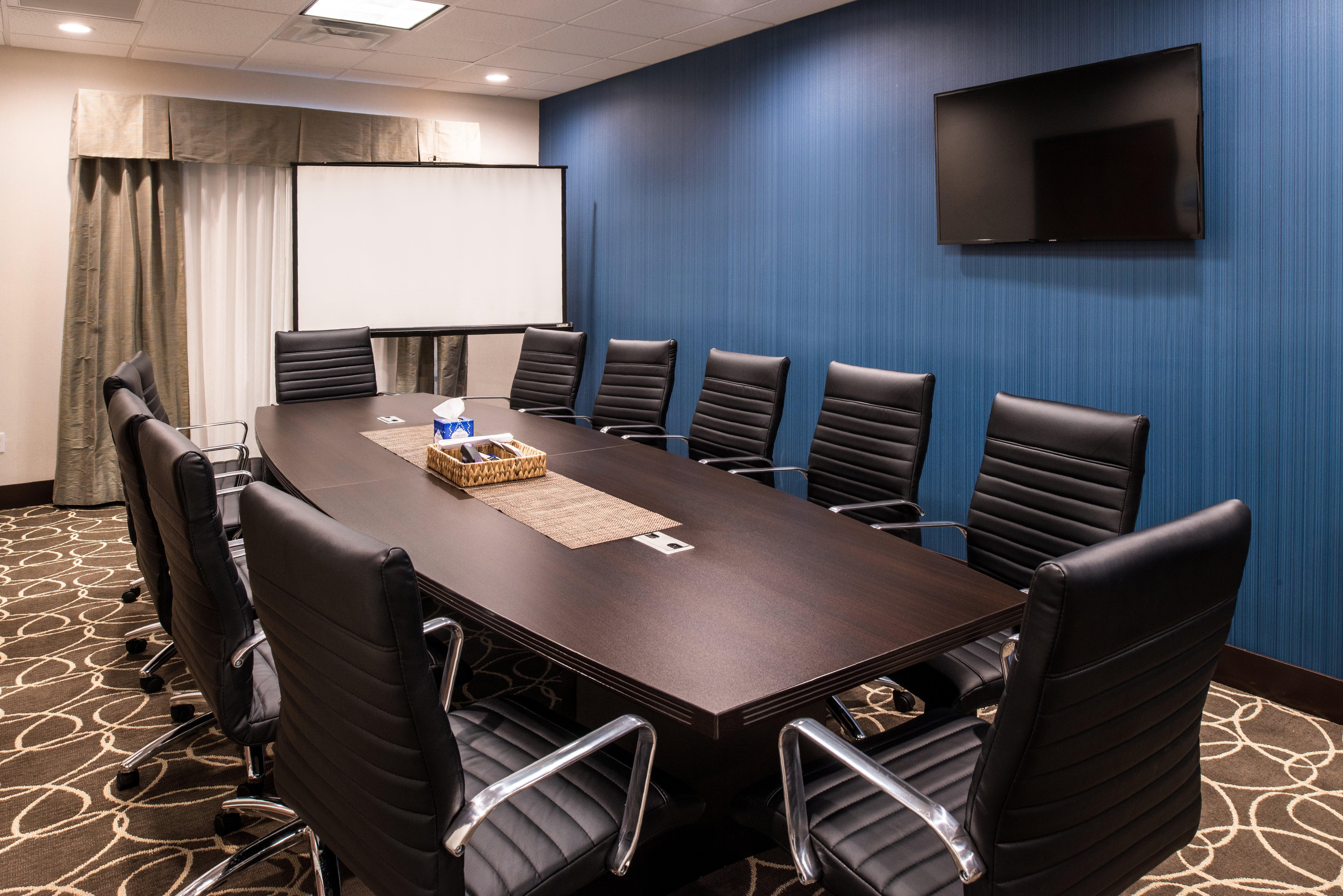 Holiday Inn Express & Suites Bakersfield Airport By Ihg Exterior photo
